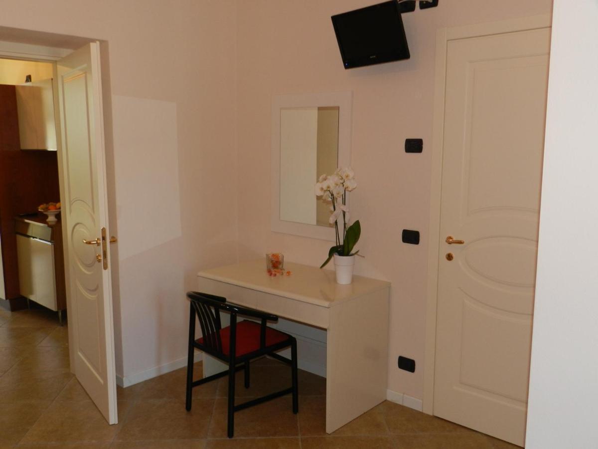Residenza Villa Maria Roncola Esterno foto