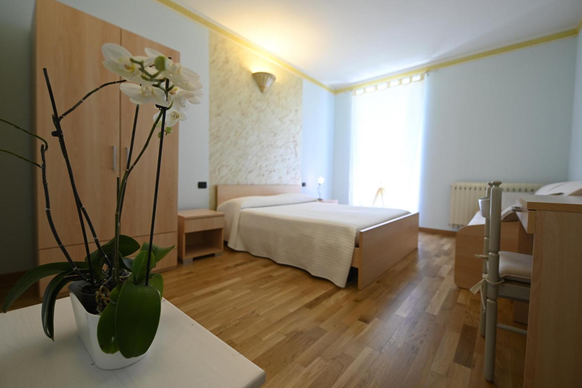 Residenza Villa Maria Roncola Esterno foto