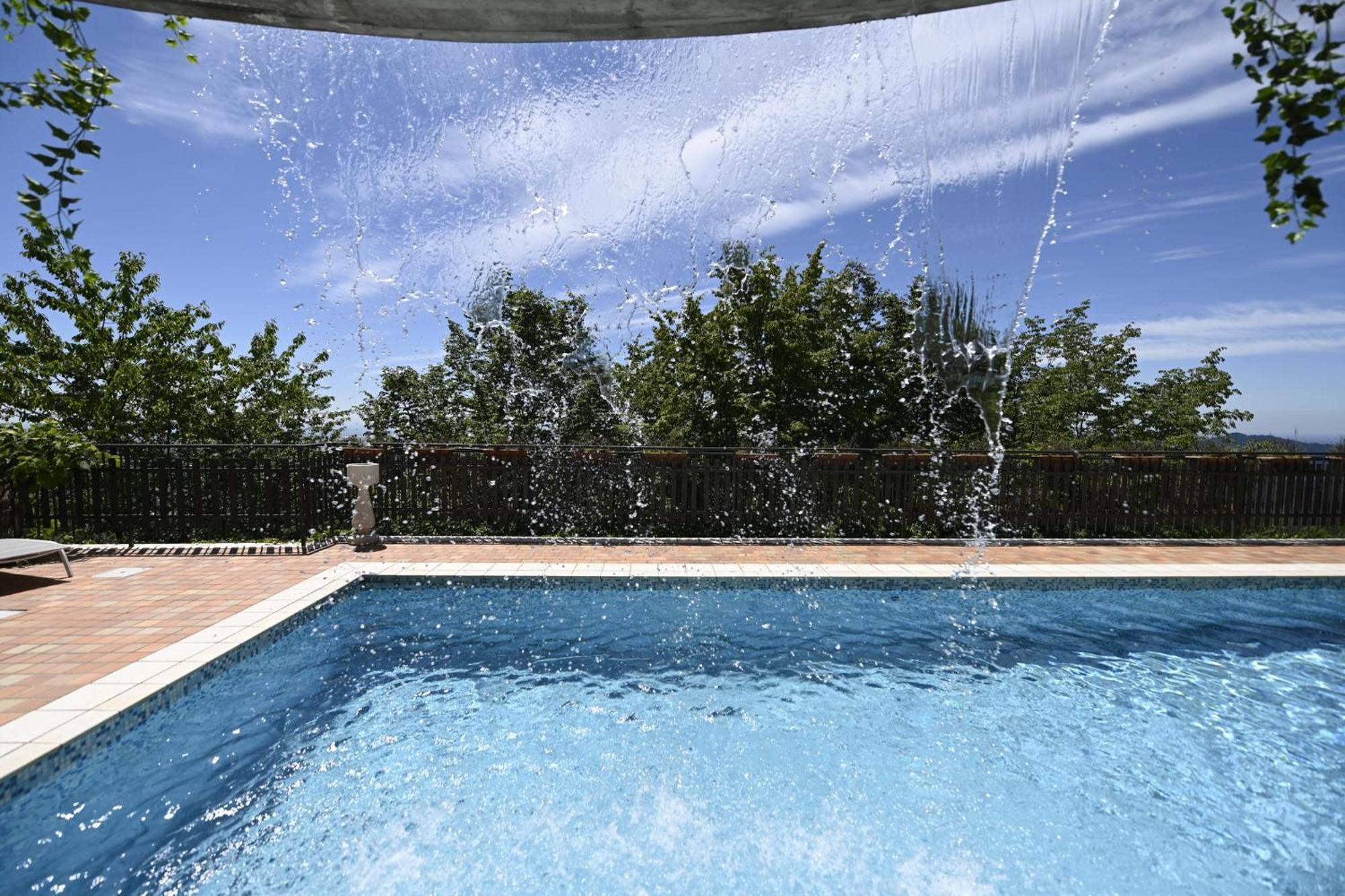 Residenza Villa Maria Roncola Esterno foto